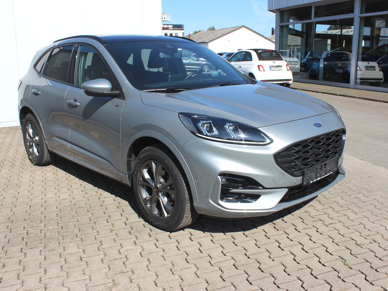 Fahrzeugabbildung Ford Kuga Plug-In Hybrid ST-Line 2,5 Duratec