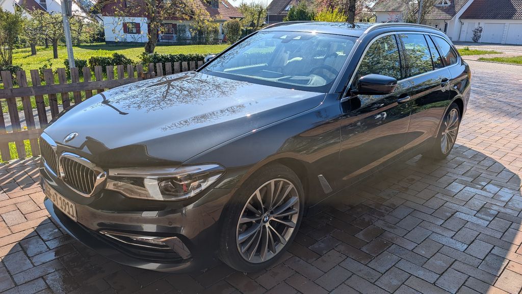 Image of BMW 540