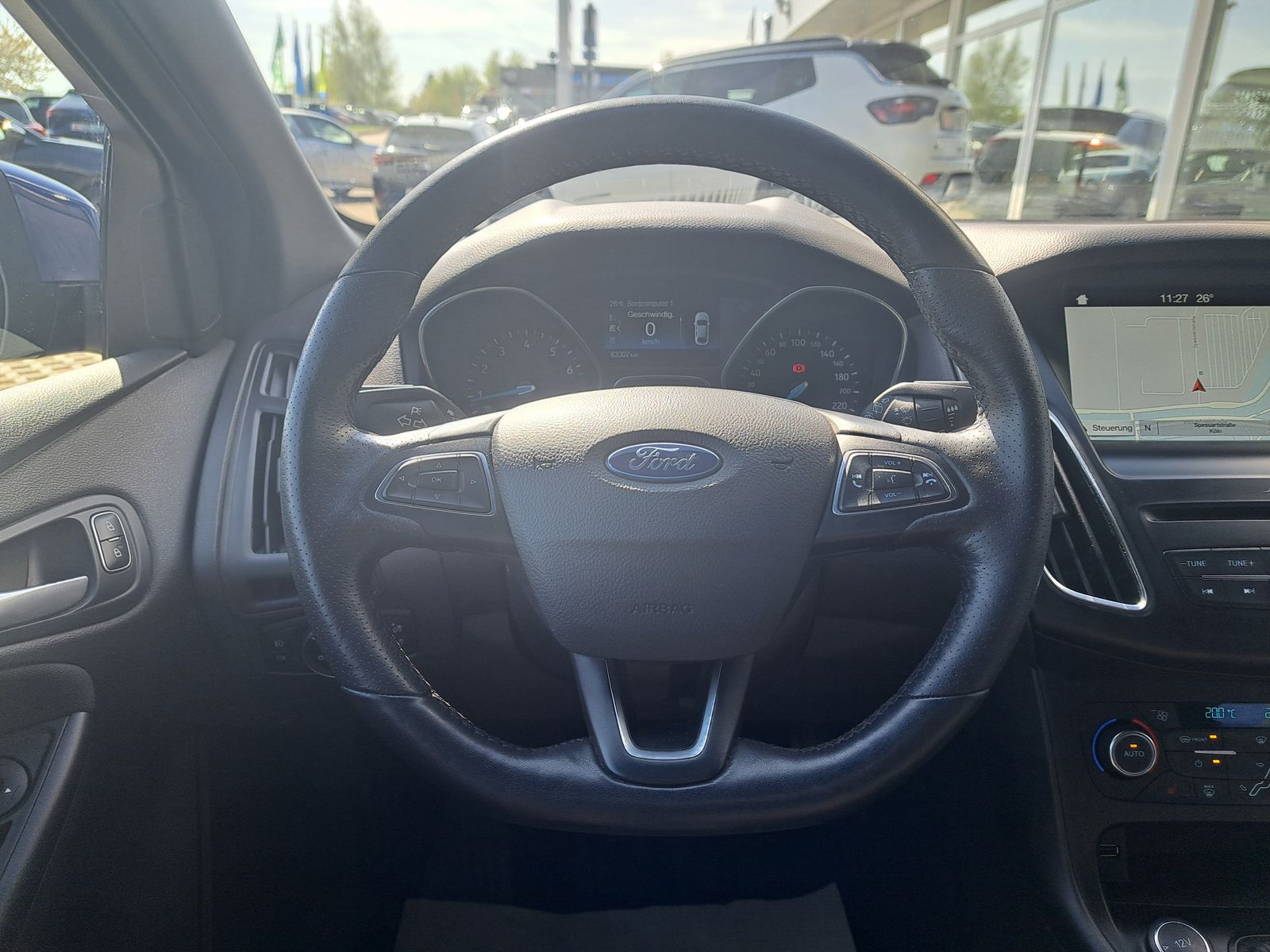 Fahrzeugabbildung Ford Focus ST-Line NAVI PARK-ASSISTENT WINTERPAKET