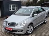 Mercedes-Benz B 170 Automatik*2.HAND*PDC*TÜVNEU*KLIMA*AHK - gebrauchte Mercedes-Benz B-Klasse aus dem Jahr 2006