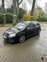 Volkswagen Golf V GTI Edition 30 - Volkswagen Golf: V GTI Edition 30