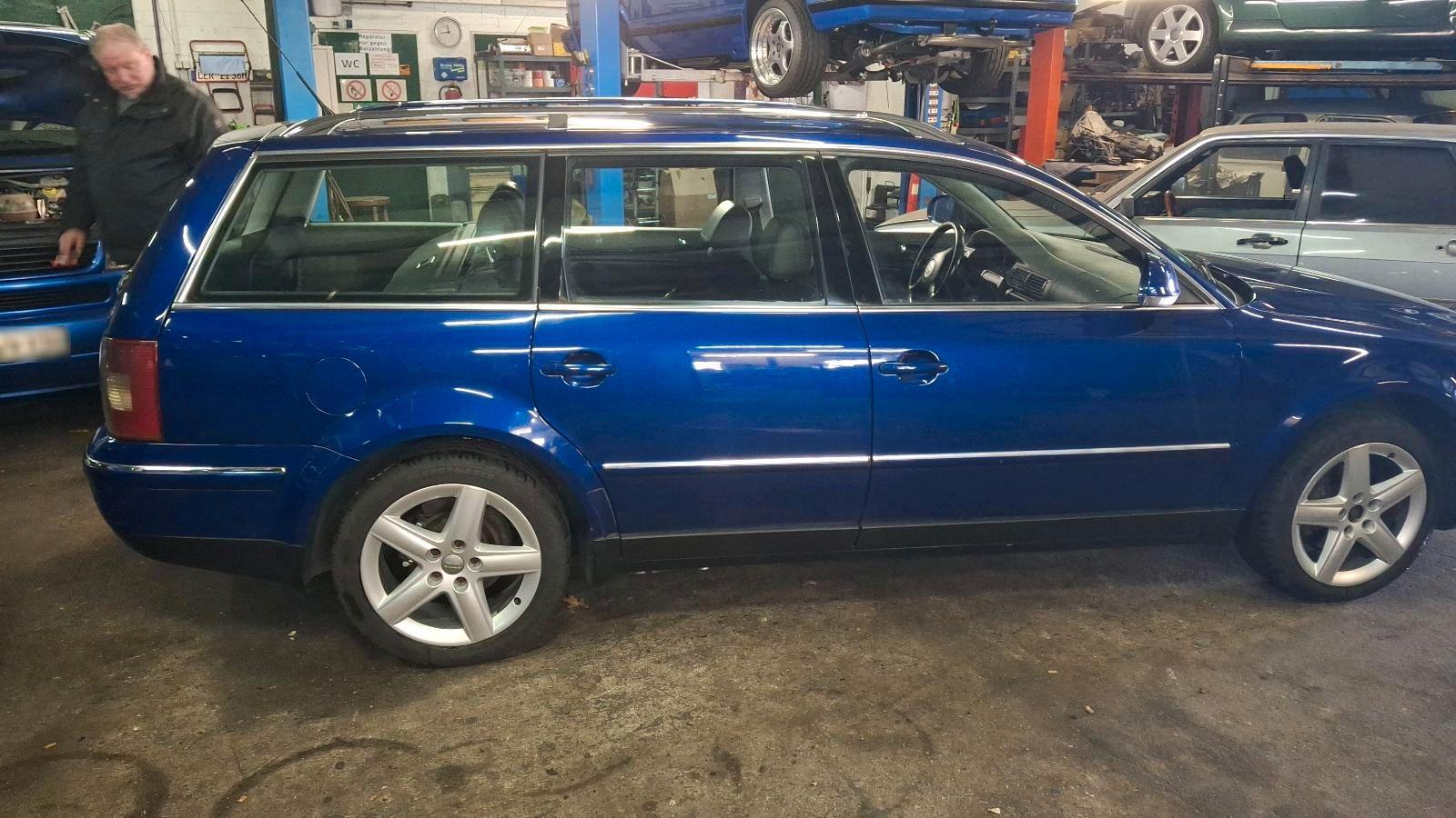 Volkswagen Passat 2005 — engine 136 HP (100kW)