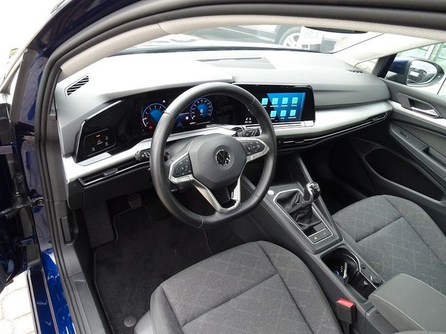 Golf Variant 1.5 TSI Life / Standheizung