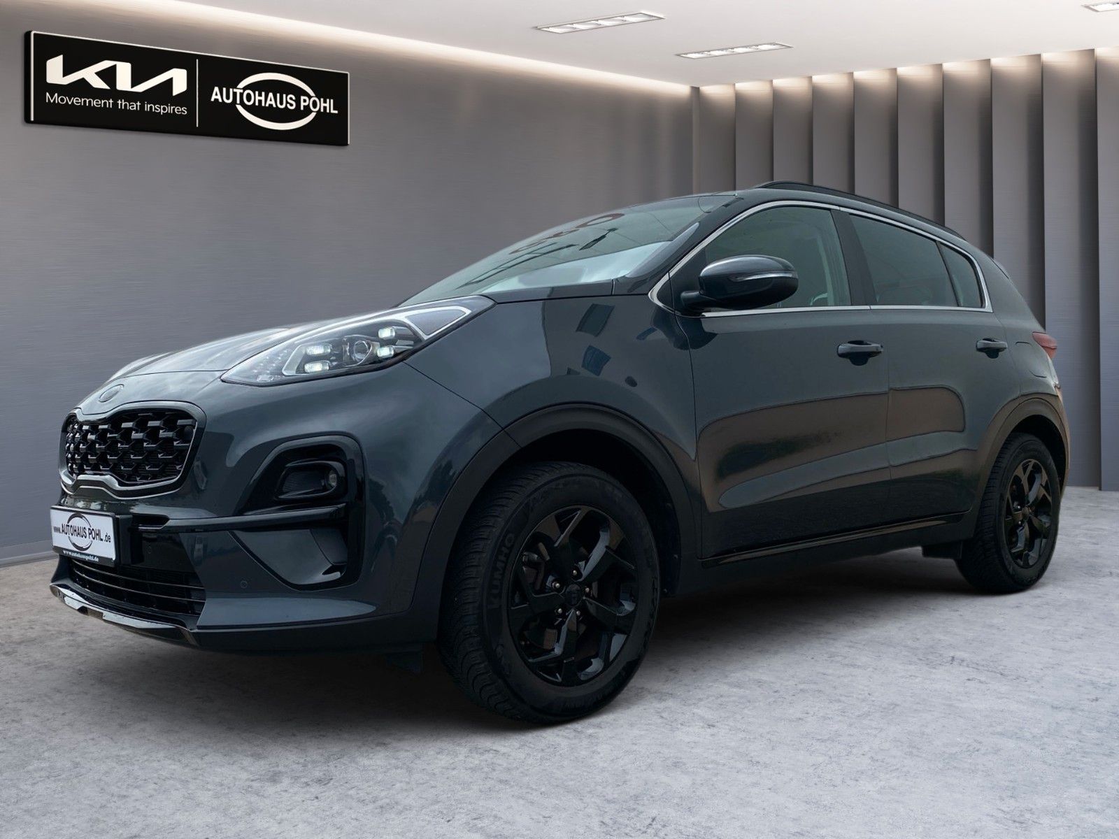 Fahrzeugabbildung Kia Sportage 1.6 GDI Black Edition Glasdach Leder