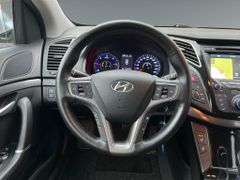 HYUNDAI i40 Kombi blue 1.7 CRDi DCT Trend