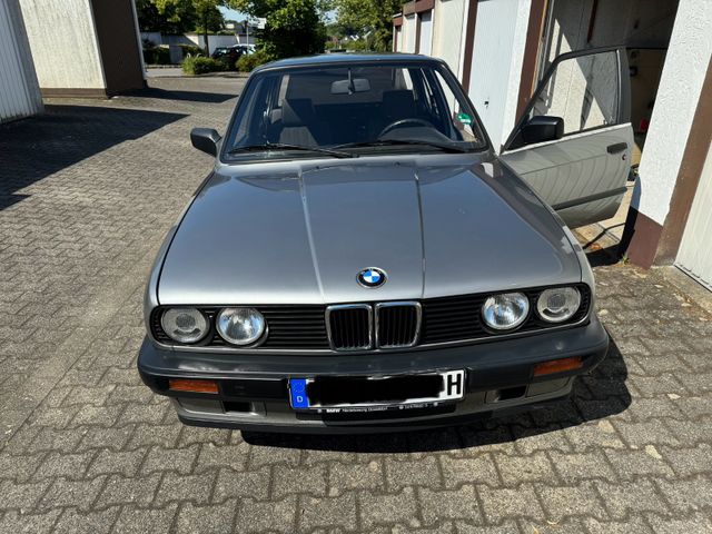 BMW 316i 