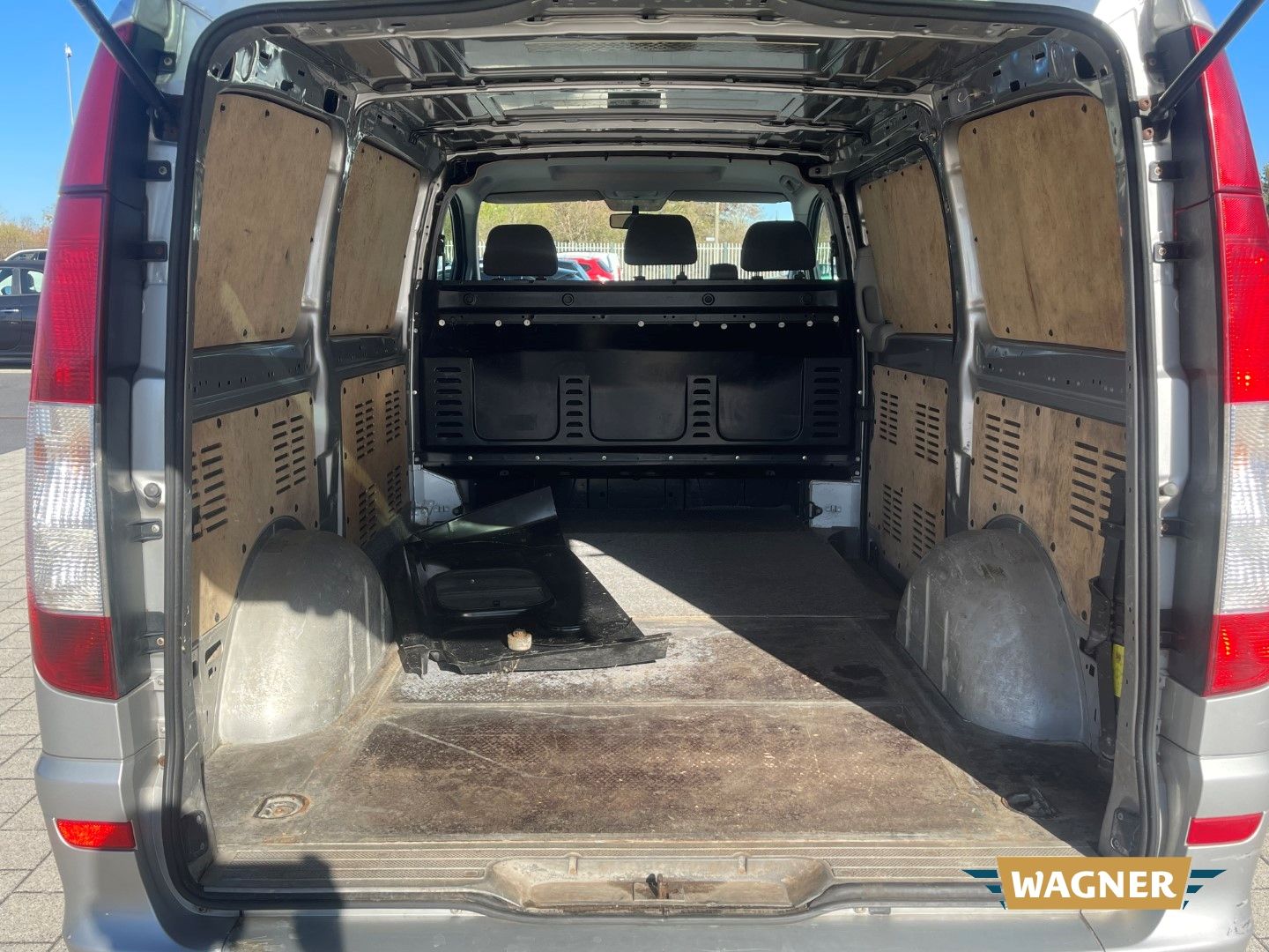 Fahrzeugabbildung Mercedes-Benz Vito Kasten 111 CDI lang Klimaanlage TÜV 06/2026