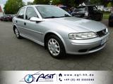 Opel Vectra 1.6 Allwetterreifen 1.Hand - Opel Vectra in Hamburg