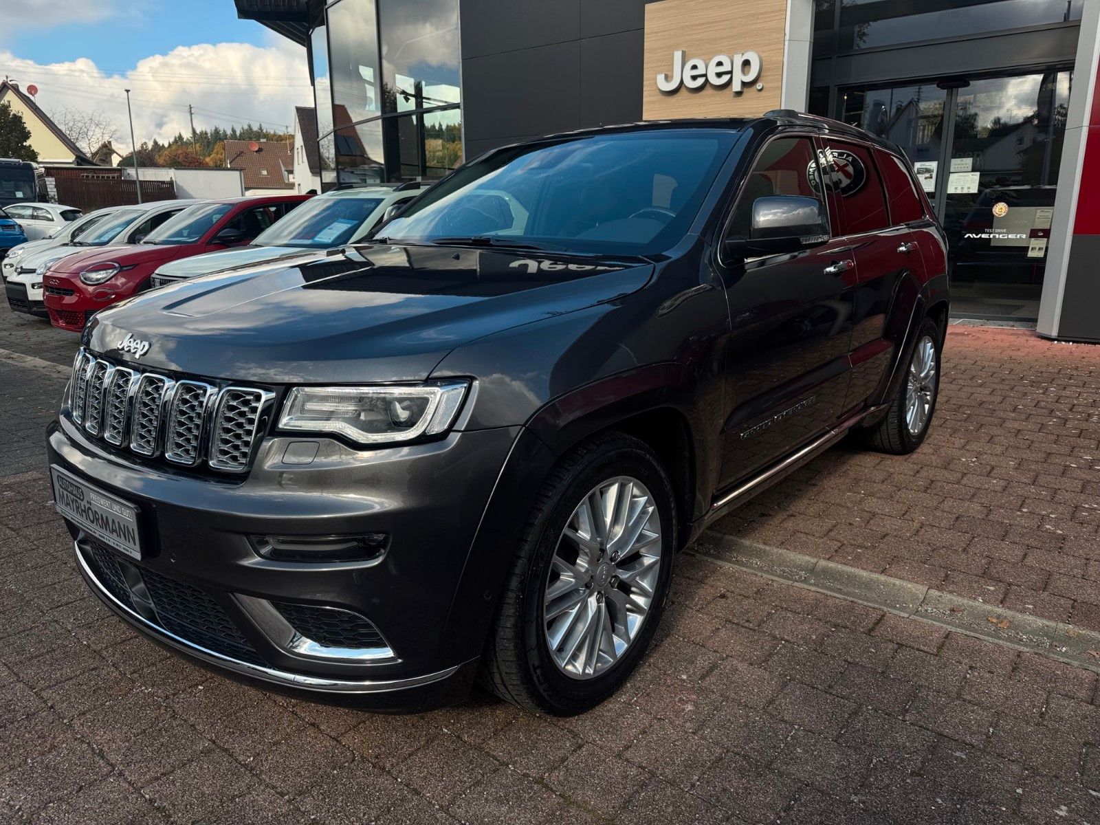 Fahrzeugabbildung Jeep Grand Cherokee 3.0 CRD Summit AHK Memory