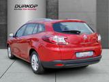 Renault Megane III 16V 110 Grandtour 1.6 Paris - Renault Megane mit Benzin-Antrieb: Limousine, 1.6
