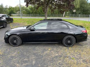 Mercedes E 200 - 3