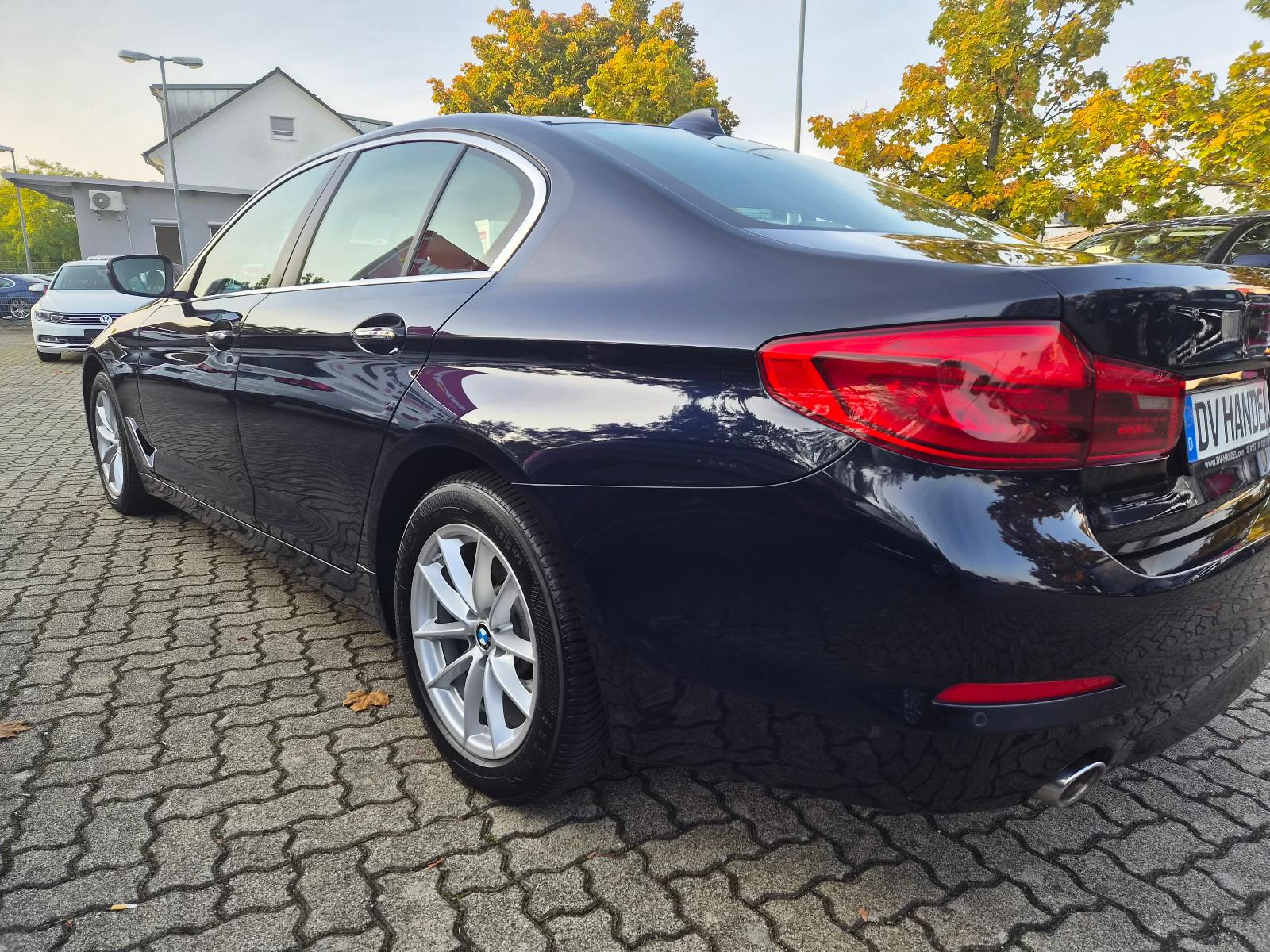 BMW 530 d *NAVI/PDC/Sitzhzg.*