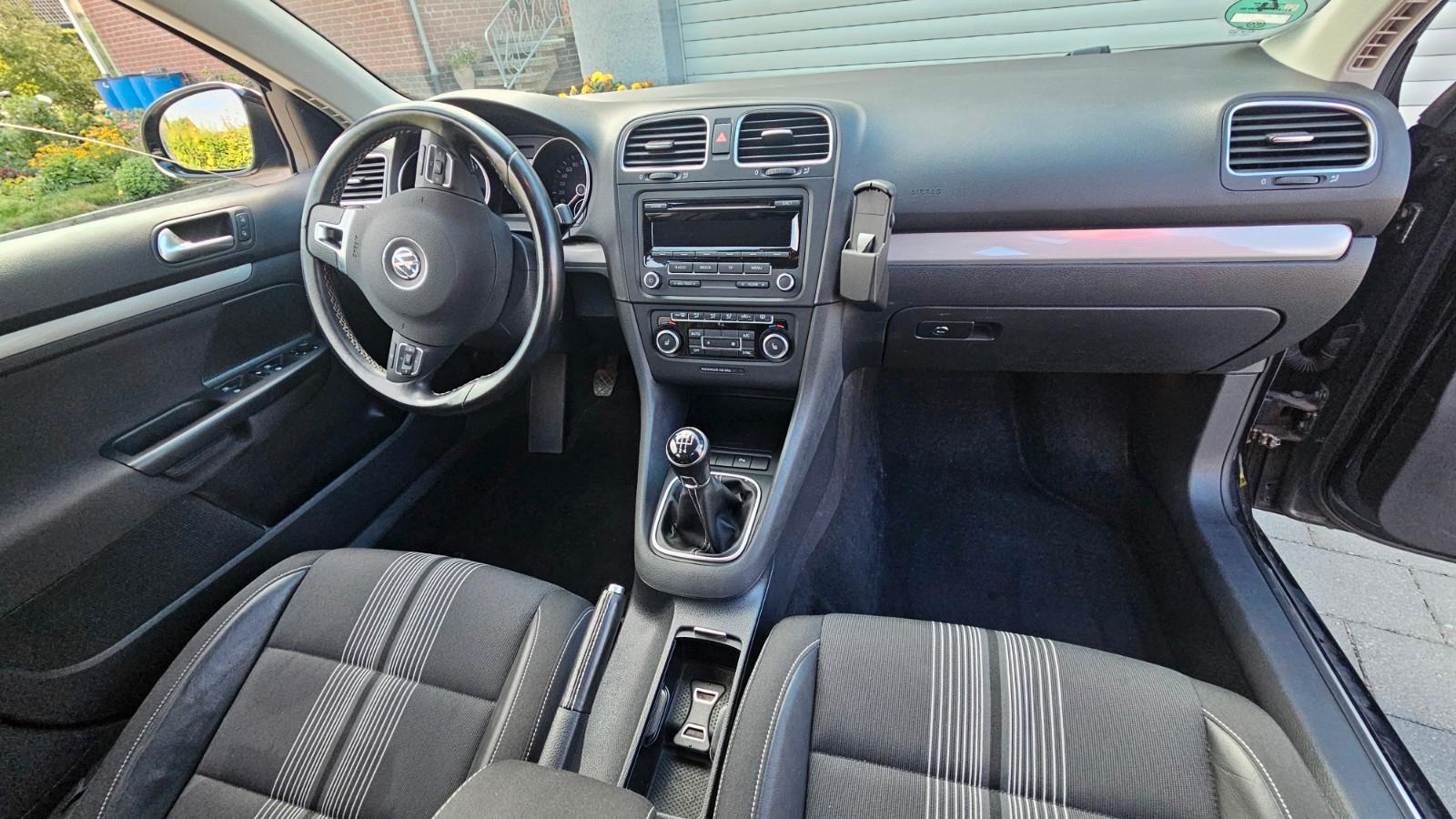 Volkswagen Golf 2012 — photo 6