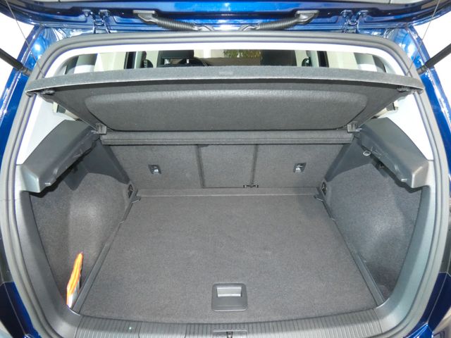 Golf Sportsvan 1.5 TSI Highline DSG AHK LED STHZ