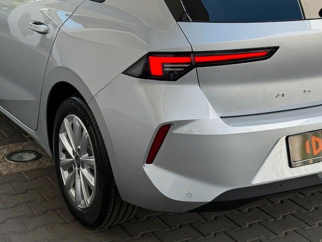 Fahrzeugabbildung Opel Astra Edition 1.2l 130PS Navi/Kamera!