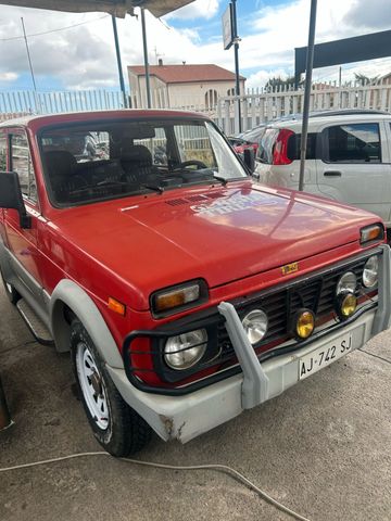 Lada Niva 1.6 cat Everest