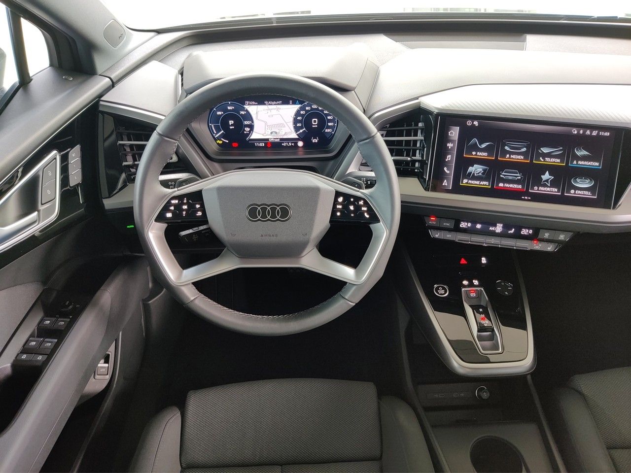 Audi Q4 e-tron 45 quattro AHK ACC LED Sonos Navi foto 5