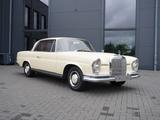Mercedes-Benz 220 SEC  W 111 - Mercedes-Benz 220: W111