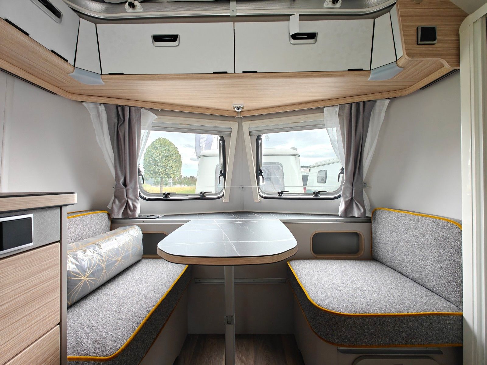 Fahrzeugabbildung HYMER / ERIBA / HYMERCAR Touring 310 Nugget Gold - SALE! -