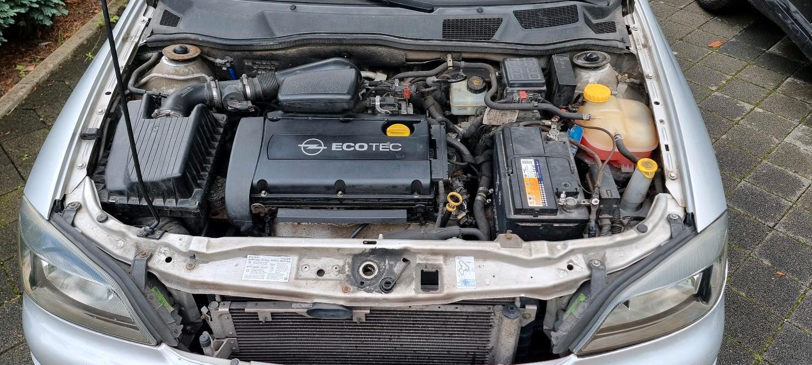 Opel Astra 2004 — photo 15
