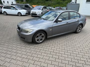 BMW 318 - 3