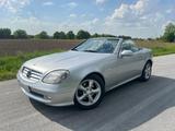 Mercedes-Benz SLK 230 KOMPRESSOR*LEDER*NAVI*SITZHEIZ.*TEMPOMAT - Mercedes-Benz SLK 230 aus 2003