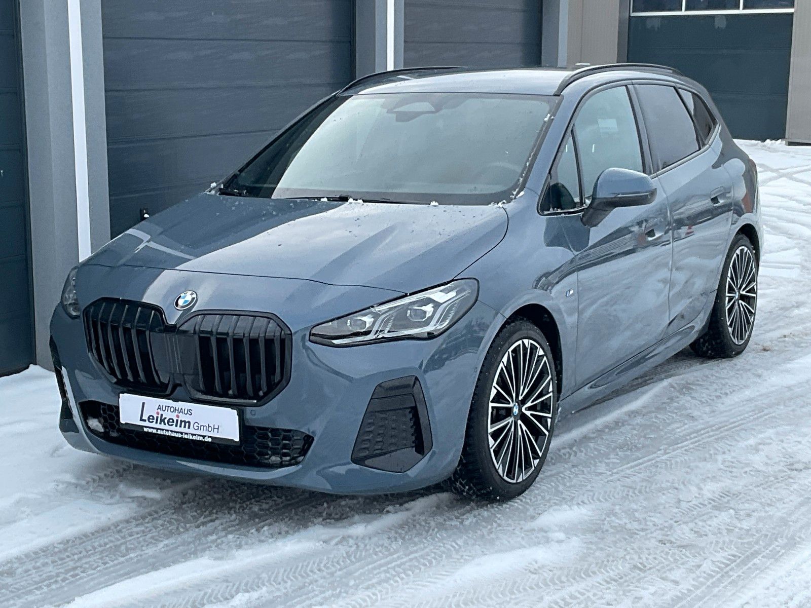 Gebrauchtwagen BMW 220 220i Active Tourer – M-Sport * AHK * Harman in Oberfranken