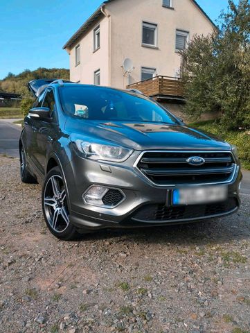 Ford Kuga 1,5 EcoBoost 4x4 Automatik Anhãn...