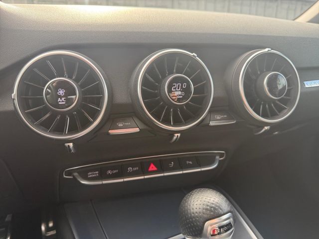 TT 45 2.0 TFSI Roadster quattro S line Navi t