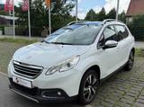 Peugeot 2008  1.2 PureTech 130 Allure/Navi/Pano/SHZ - Peugeot 2008: Limousine