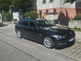 BMW 525d  Touring Schwarze Leder/Panoramadach - BMW 525 Gebrauchtwagen in München