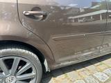 Volkswagen Touran 2.0 TDI DSG CUP BlueMotion Technology... - Volkswagen Touran: TDI Bluemotion