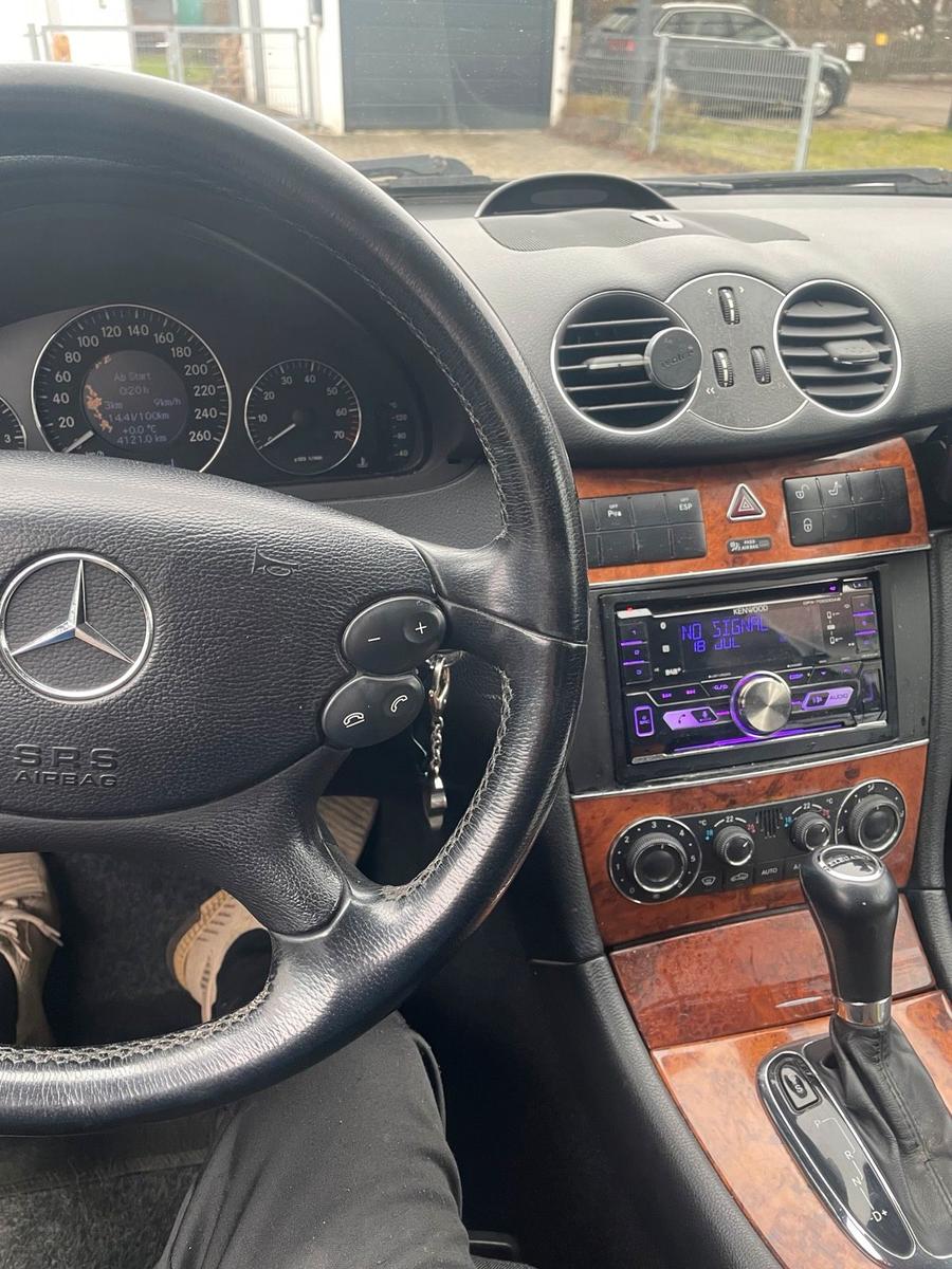 Mercedes-Benz CLK 200