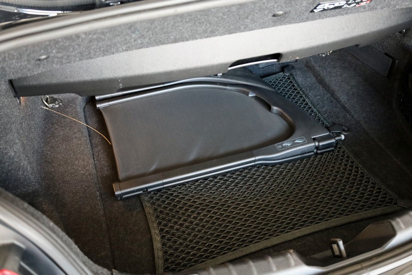 Fahrzeugabbildung BMW 220 i Cabrio M Sport,Navi Prof.,Kamera,Xenon