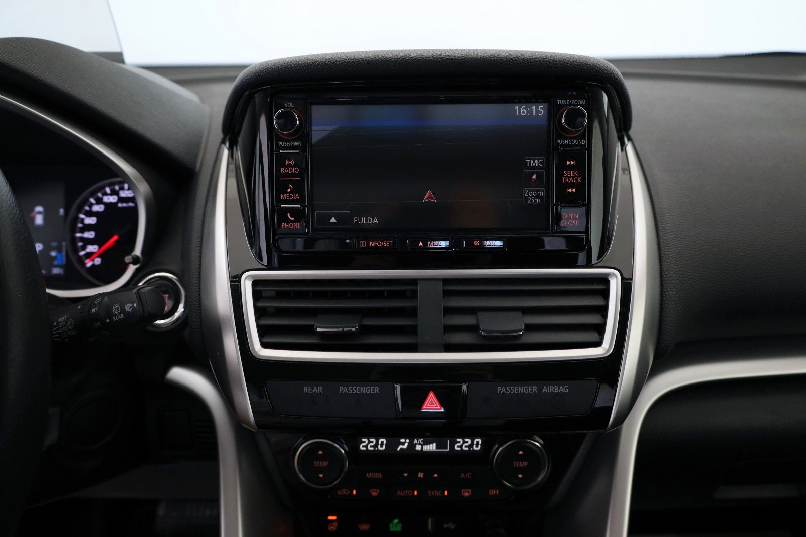 Fahrzeugabbildung Mitsubishi Eclipse Cross Top 2WD Leder,Navi,LED,HUD,Panoram
