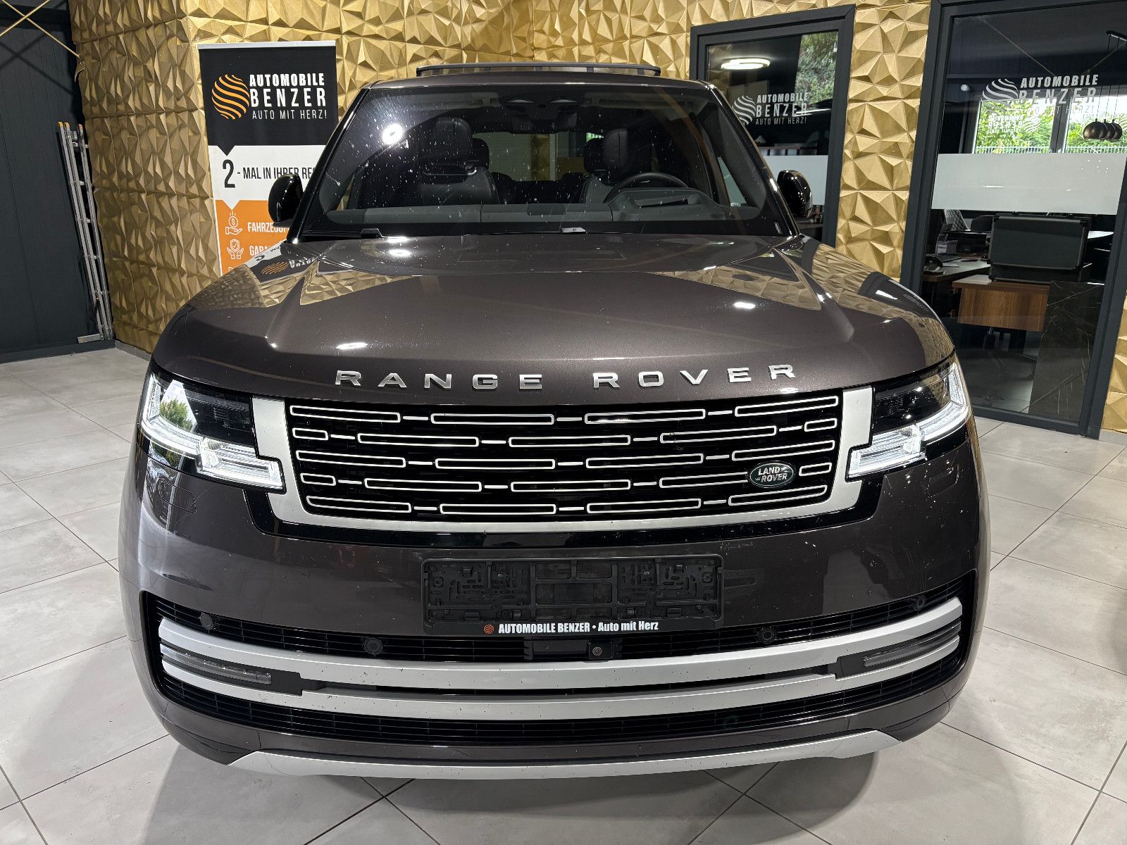 Fahrzeugabbildung Land Rover Range Rover D350/FIRST-EDITION/PANO/FOND-TV/360°