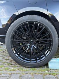 صورة 8 لـ 2022 Aston Martin DBX