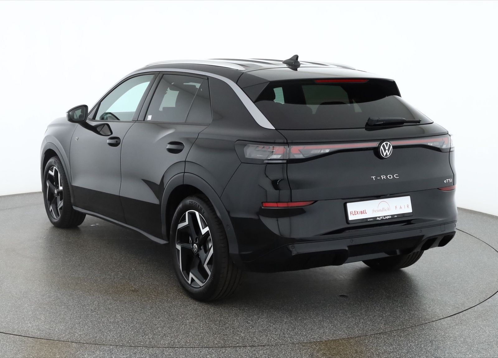 Volkswagen T-Roc R-Line 1.5 eTSI DSG n.Modell LED ACC AHK imagem 3