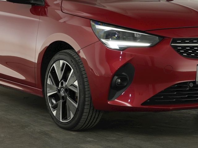 Corsa-e F ELEGANCE 50kWH AT+LED LICHT+RÜCKFAHRKA