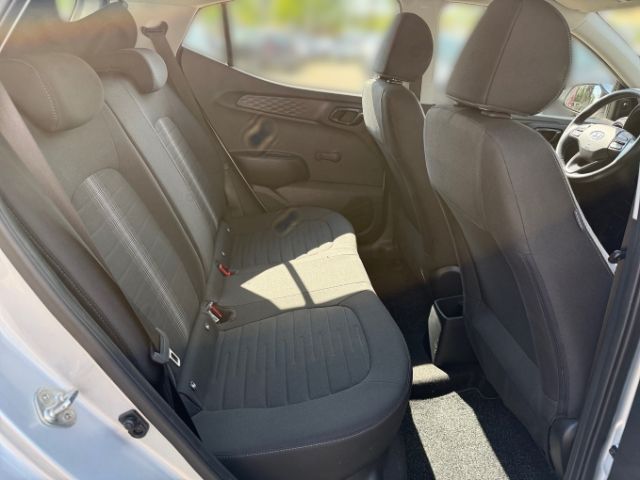 Fahrzeugabbildung Hyundai i10 Select 1.0 +RADIO+KLIMA+BT+SHZ+TEMPOMAT+DAB+