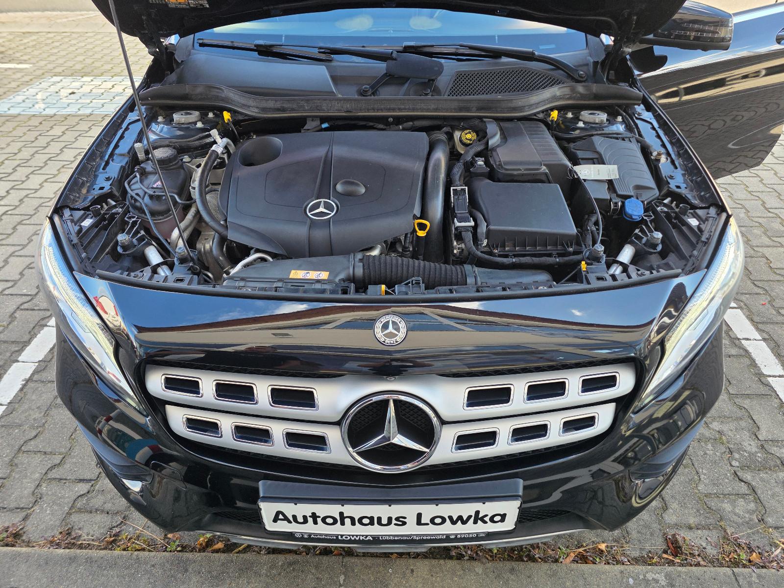 Mercedes-Benz GLA 200 CDI / d AMG Line