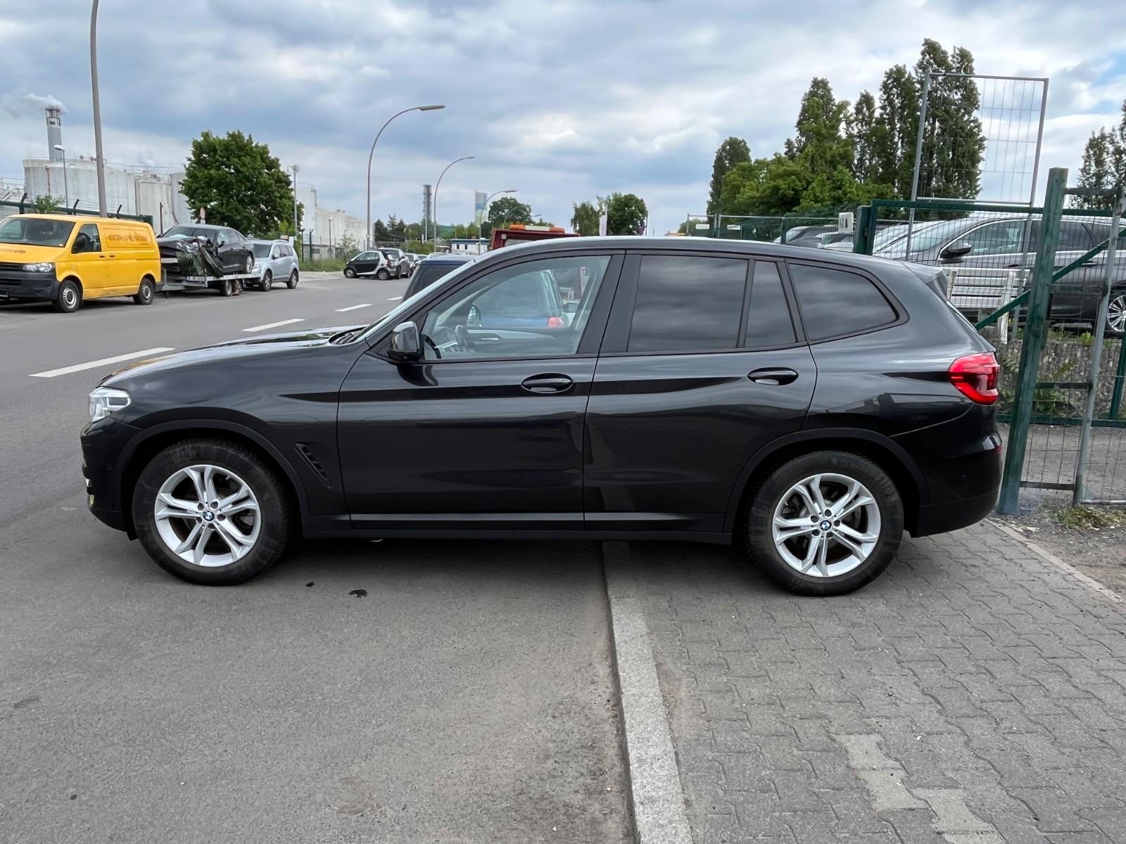 BMW X3 xDrive20d G01 LED Virt.Cockpit Head-UP