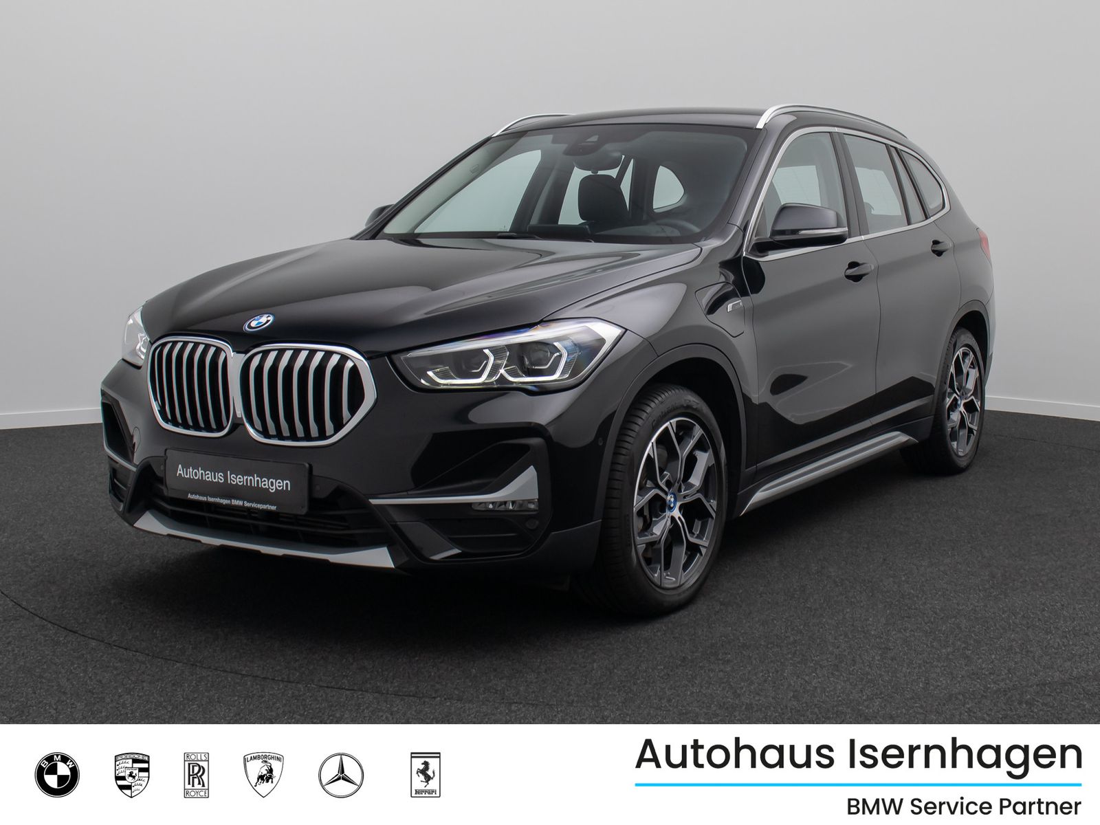 Fahrzeugabbildung BMW X1 xD25e xLine HUD DAB Parkassist Komfort Alarm