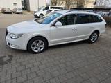 Skoda Superb 2.0 TDI Elegance Combi Elegance  TÜV Neu!
