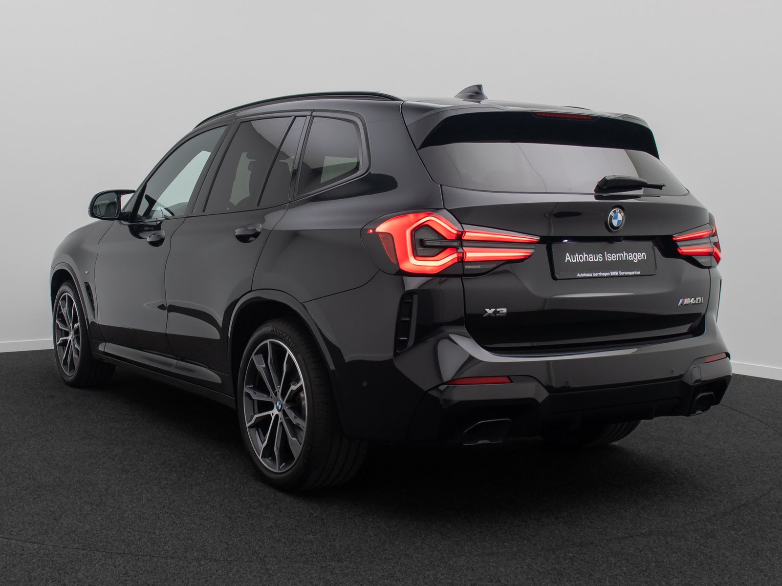 Fahrzeugabbildung BMW X3 M40i Panorama HUD DAB HiFi Laser Kamera 20"