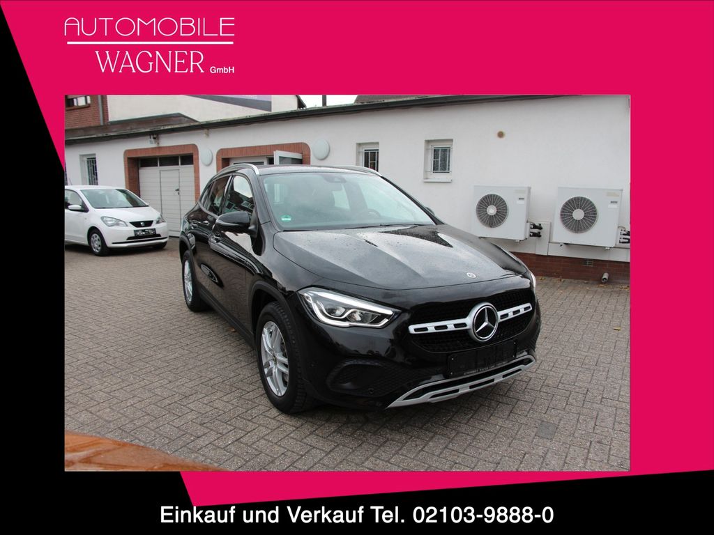 Image of Mercedes-Benz GLA 180