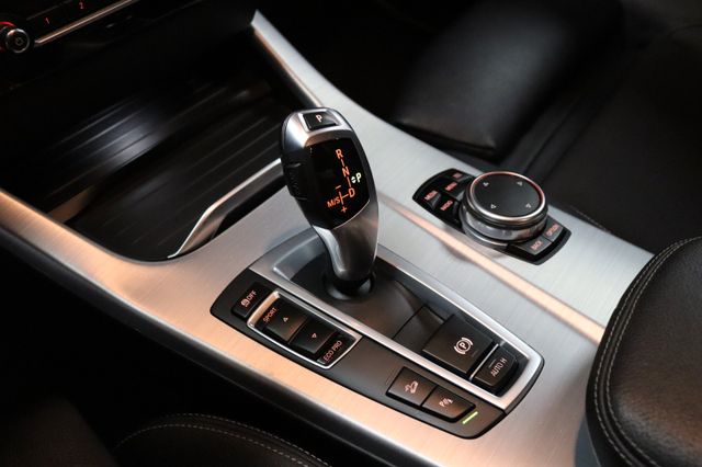 Fahrzeugabbildung BMW X4 xDrive20d M-Sportpaket  |HUP|NAVI|SHZ|BiXENON