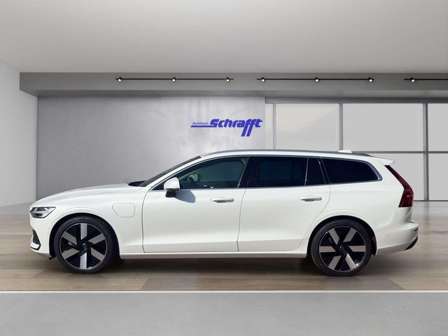 Volvo V60 Plus Bright T6 Recharge Plug-In Hybrid AWD