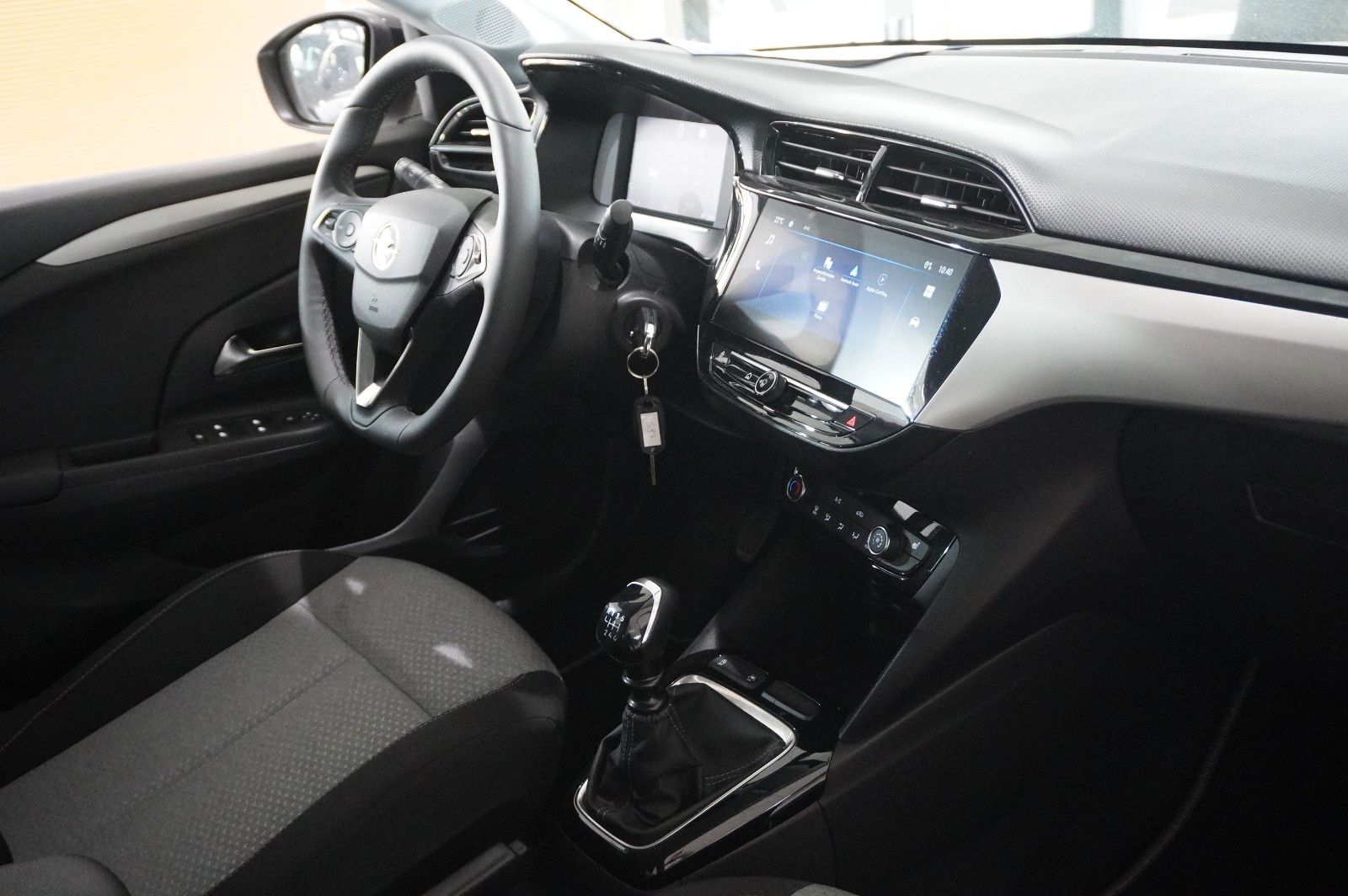 Fahrzeugabbildung Opel Corsa F 1.2 FACELIFT NAVI/LED/KAMERA/VIRTU./DAB+