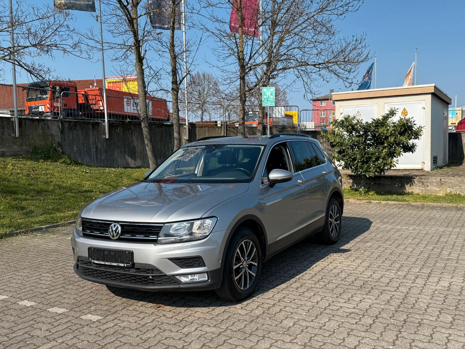 Volkswagen Tiguan Comfortline/4Motion/Pano/1.Hand/Autom/AHK